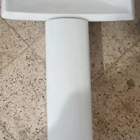 روشویی پایه دار