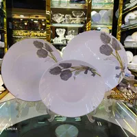 آرکوپال طرح Grey tulip در ۳ قالب موجود|ظروف سرو و پذیرایی|اصفهان, شهشهان|دیوار