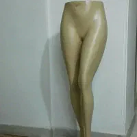 فروش فوری مانکن پای زنانه