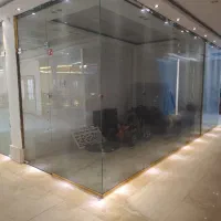 دو باب مغازه پاساژ مولوی اجاره داده میشود