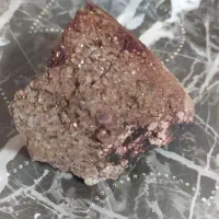 دو تکه سنگ کلکسیونی  با ذرات طلا