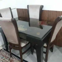 میز ناهارخوری چهارنفره