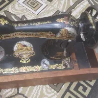 چرخ خیاطی سینگر|کلکسیون اشیاء عتیقه|شلمان, |دیوار