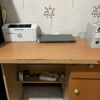 میز تحریر-میز کامپیوتر