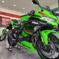 کاوازاکی نینجا ZX-25RR