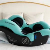 کریر و صندلی ماشین نوزاد مدل doux bebeاستفاده‌نشده