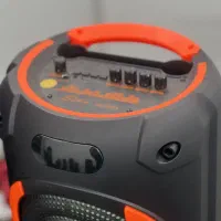 اسپیکر 8305 اسپیکر 8308|سیستم صوتی خانگی|تهران, شهرک فردوس (حسینی)|دیوار