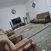 مبلمان ۹ نفره همراه میز