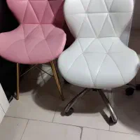 وسایل نسبتا نو سالن|آرایشگاه و سالن‌های زیبایی|پرند, فاز ۶|دیوار