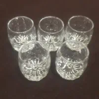 استکان پافیلی اصلی. ظرف میوه و