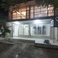 ملک جنوبی ۲۰۰ متری