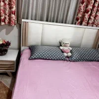 تخت دو نفره در حد نو