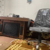 میز مدیریت و صندلی