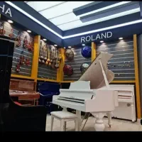 پیانو «گـرنــدیاماها» برای تالارها /و فضاهای هنری