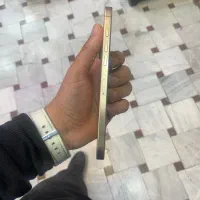 گوشی تمیز در حد اک ۲۵۶ گیگ z/aa|موبایل|مشهد, عنصری|دیوار