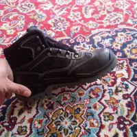 کفش ایمنی نسوز سایز 43 و 44