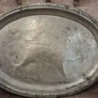 سینی مسی قدیمی قلم کار دست با مهر استاد