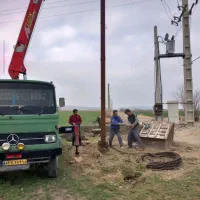 جرثقیل خدمات چاه کشاورزی وجابه جایی وسایل