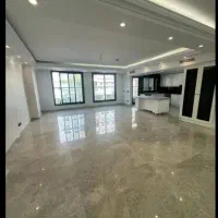 130 مـتر / سـه خواب     فول * 2 پارکینگ * نیلوفر
