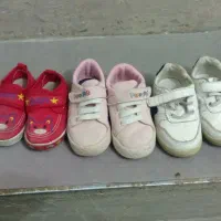 کفش های بچگانه