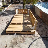 یک عددنیمکت چوبی بزرگ|صندلی و نیمکت|سنندج, |دیوار