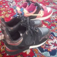 دوجفت کتونی دخترانه|کیف، کفش، کمربند|کاشان, امیرکبیر|دیوار