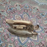 اتو قدیمی سنگین سالم