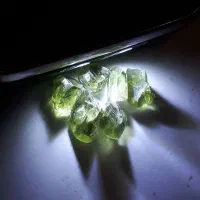 چند دانه زمرد