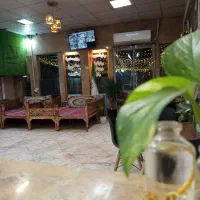 جوان برای کار در رستوران 18سال به بالا