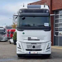 پیش فروش ولوو مان اسکانیا داف و رنو