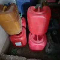 دبه نفت|ظروف نگهدارنده، پلاستیکی، یک‌بارمصرف|ایلام, |دیوار