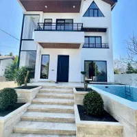 ویلاشیک-ومدرن-استخردار-روفگاردن-آسانسور-سند-تک-برگ