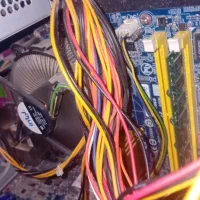 کامپیوتر درحد نو|رایانه رومیزی|تایباد, |دیوار