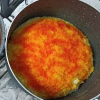 پودر زعفران و رب انار ملس