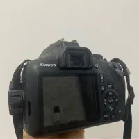 دوربین canon2000d درحد نو