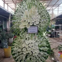 تاج گل های طبیعی ترحیم نمایشگاهی