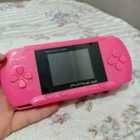 آناری دستی دارای چند بازی قدیمی