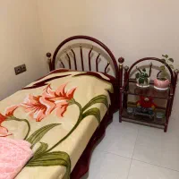 تخت خواب، آینه درآور، پاتختی، تشک
