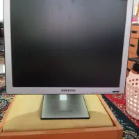 مانیتور مربعی سامسونگ