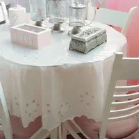 میزناهارخوری گرد