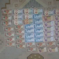 100قطعه اسکناس چندنوع درهم