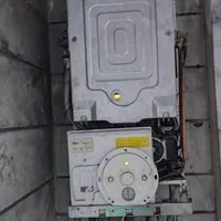 تاسیسات و خدمات فنی میرزایی|آبگرمکن، پکیج، شوفاژ|بومهن, |دیوار