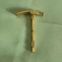 کلکسیونی از شمشیر و چاقوهای کوچک|کلکسیون اشیاء عتیقه|قدس, شهر‌قدس|دیوار