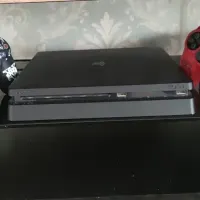 PS4a slimاسلیم دو دسته