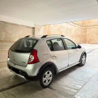 رنو ساندرو اتومات مدل ۱۳۹۵ با لوازم کامل استپ وی