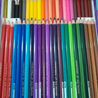 مدادرنگی ۴۸ رنگ ام کیو