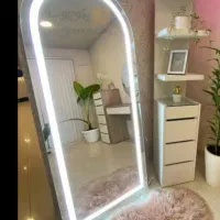 ایینه بک لایت ایستاده