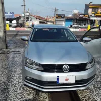 یک دستگاه خودروی پلاک منطقه آزاد انزلی