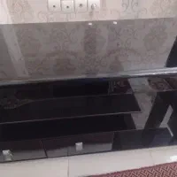 میز تلویزیون شیشه
