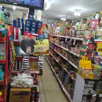 نیروی کار اقا در سوپر مارکت شیفت شب